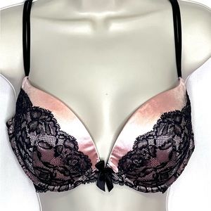 Victoria Secret Very Sexy Plunge 36D Pink  Black lace